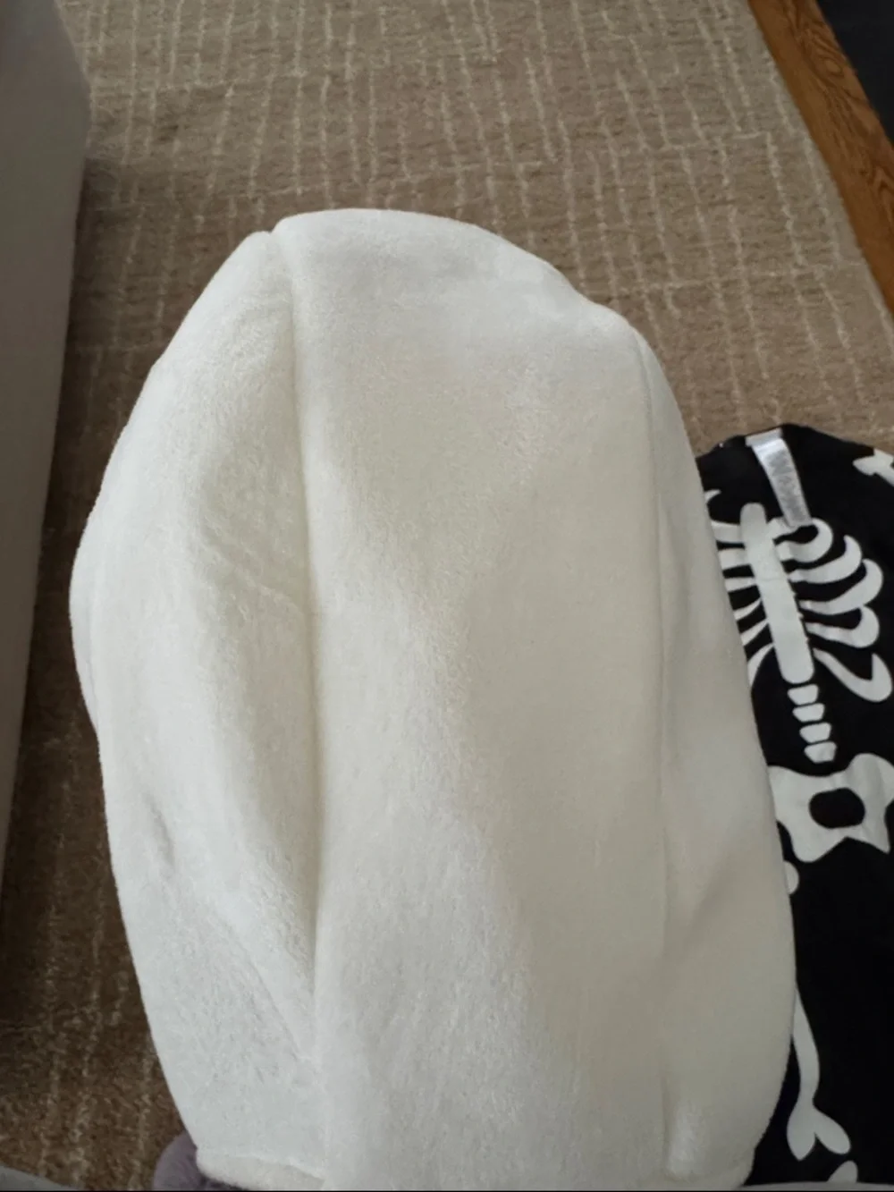 Pottery Barn Kids Black Skeleton Outfit with White Rib Print size 5T - Picture 4 of 4